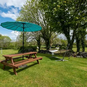 Luxury , Galway Irlande